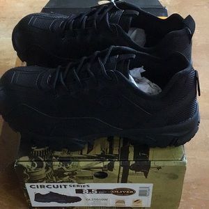 Oliver Circuit Series women sports waterproof shoes sneakers SZ 8.5 new in box